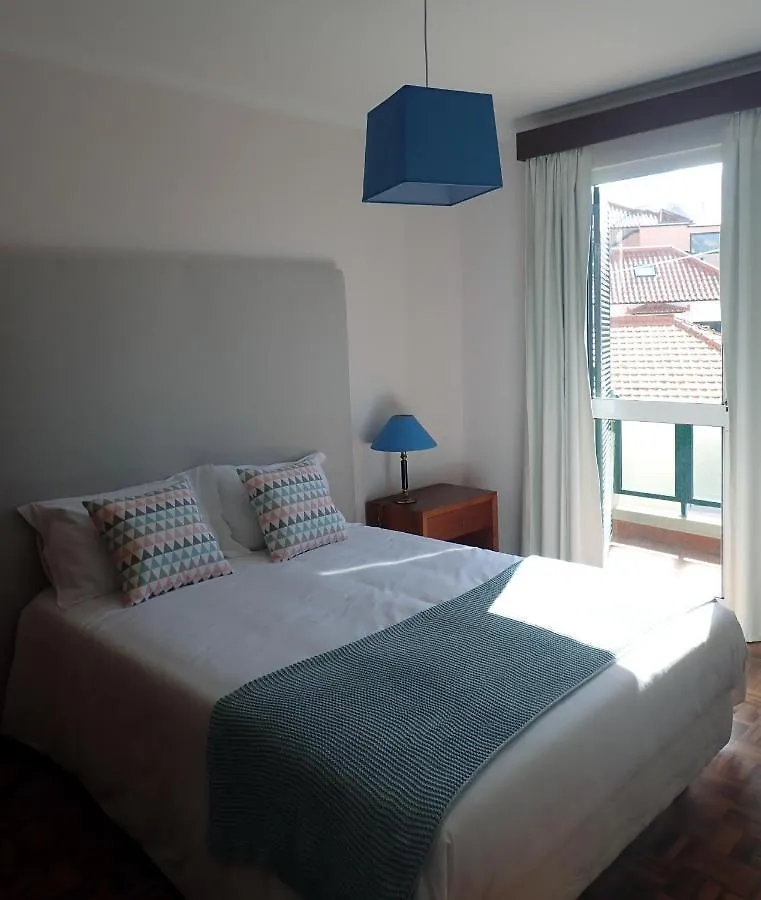 Funchal Petrolhead Apartment 0*, フンシャル ポルトガル